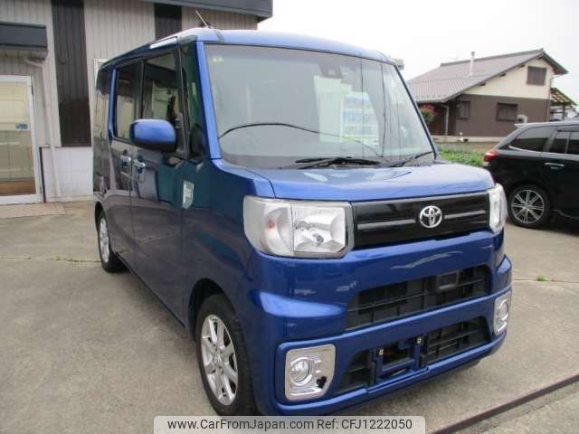 toyota pixis-mega 2016 -TOYOTA--Pixis Mega DBA-LA700A--LA700A-0005743---TOYOTA--Pixis Mega DBA-LA700A--LA700A-0005743- image 1