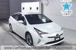 toyota prius 2017 -TOYOTA--Prius ZVW55--8052508---TOYOTA--Prius ZVW55--8052508-