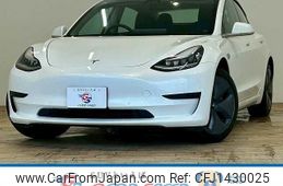 tesla tesla-model3 2019 CFJ1430025