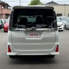 toyota voxy 2017 GOO_JP_700055065930250523002 image 10