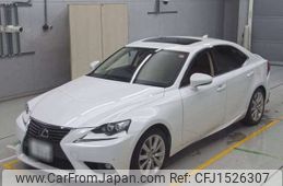 lexus is 2016 CFJ1526307