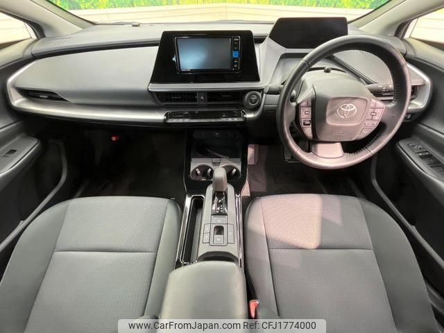 toyota prius 2023 CFJ1774000 image 2