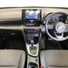 toyota yaris-cross 2022 CFJ1823261 image 2
