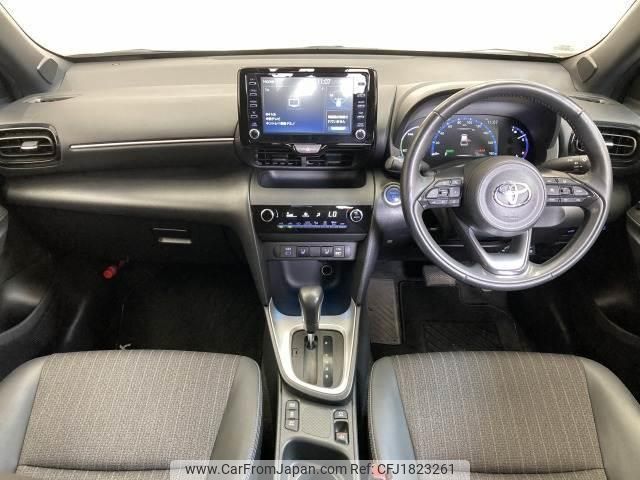 toyota yaris-cross 2022 CFJ1823261 image 2