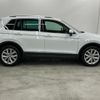 volkswagen tiguan 2018 -VOLKSWAGEN--VW Tiguan 5NCZE--WVGZZZ5NZJW948482---VOLKSWAGEN--VW Tiguan 5NCZE--WVGZZZ5NZJW948482- image 6