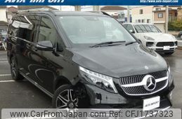 mercedes-benz v-class 2023 CFJ1737323