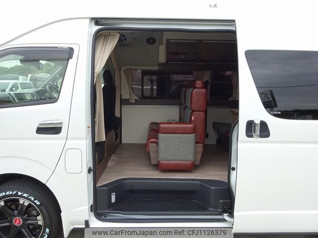 toyota hiace-van 2021 GOO_JP_700050416230250507001 image 1