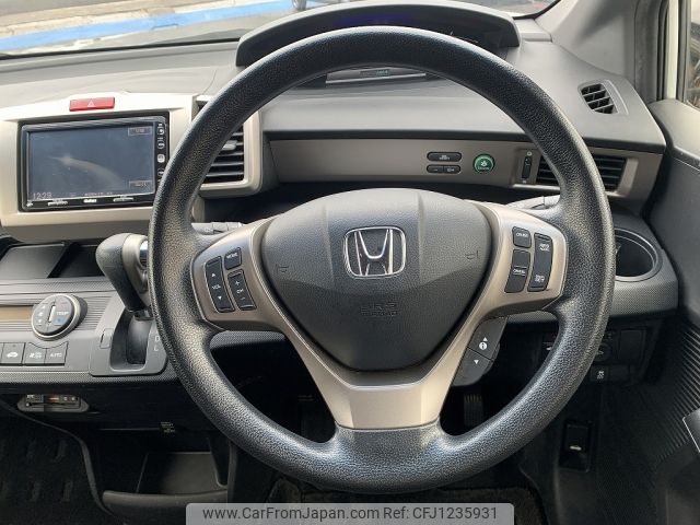 honda freed-spike 2013 -HONDA--Freed Spike DAA-GP3--GP3-1111997---HONDA--Freed Spike DAA-GP3--GP3-1111997- image 2