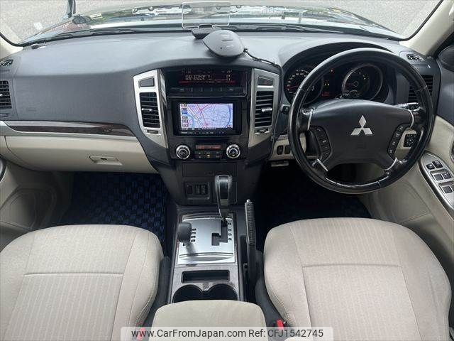 mitsubishi pajero 2016 CFJ1542745 image 2