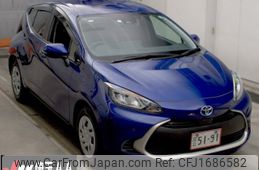 toyota aqua 2023 CFJ1686582