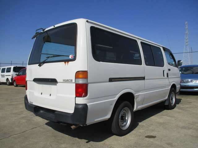 toyota hiace-van 2002 DAN113873 image 2