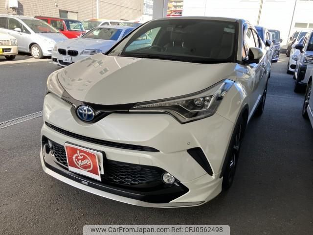 toyota c-hr 2017 quick_quick_DAA-ZYX10_2050640 image 2