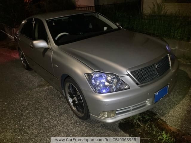 toyota crown 2004 -TOYOTA--Crown UA-GRS180--GRS180-0001679---TOYOTA--Crown UA-GRS180--GRS180-0001679- image 1