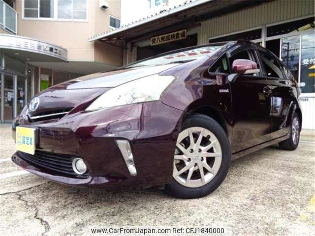 toyota prius-α 2014 CFJ1840000 image 1