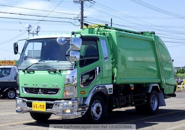 mitsubishi-fuso fighter 2014 REALMOTOR_N9024060068F-90 image 1