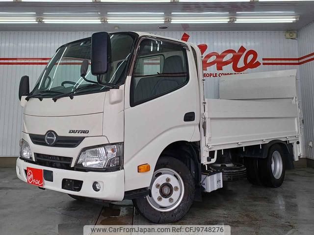 hino dutro 2018 GOO_NET_EXCHANGE_0206517A30240427W002 image 1