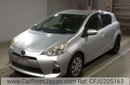 toyota aqua 2013 -TOYOTA--AQUA DAA-NHP10--NHP10-6216737---TOYOTA--AQUA DAA-NHP10--NHP10-6216737-