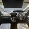 nissan serena 2016 quick_quick_DAA-GFC27_GFC27-002743 image 3