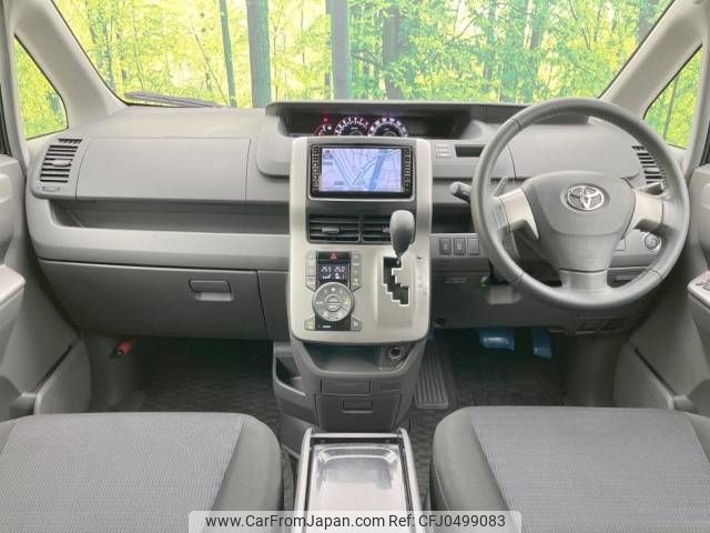 toyota voxy 2008 -TOYOTA--Voxy DBA-ZRR70W--ZRR70-0142625---TOYOTA--Voxy DBA-ZRR70W--ZRR70-0142625- image 2