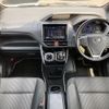 toyota voxy 2018 CFJ1553827 image 27