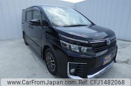 toyota voxy 2014 CFJ1482068