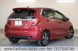 car_2902e9da-7acd-4b31-98a5-