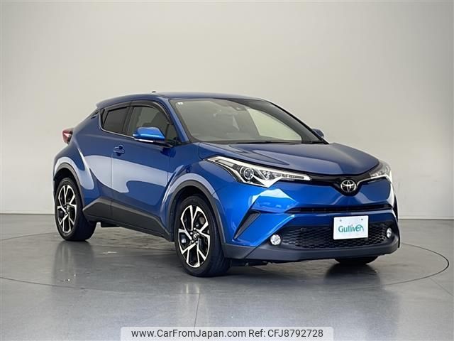 toyota c-hr 2017 CFJ8792728 image 1