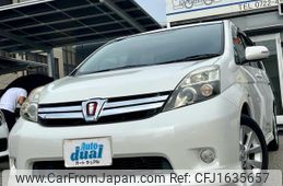 toyota isis 2011 CFJ1635657