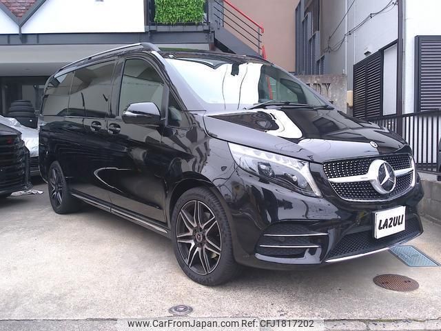 mercedes-benz v-class 2023 CFJ1817202 image 1