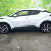 toyota c-hr 2017 quick_quick_DAA-ZYX10_ZYX10-2047447 image 2