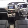 toyota noah 2014 quick_quick_DAA-ZWR80G_0027981 image 3