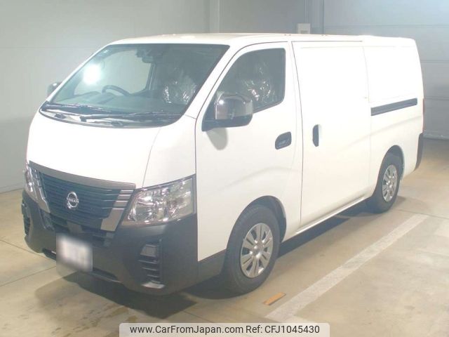 nissan caravan-van 2025 CFJ1045430 image 1