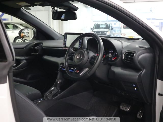 toyota yaris 2023 -TOYOTA--Yaris 5BA-MXPA12--MXPA12-0005256---TOYOTA--Yaris 5BA-MXPA12--MXPA12-0005256- image 2