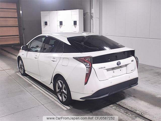 toyota prius 2018 -TOYOTA--Prius ZVW55-8059410---TOYOTA--Prius ZVW55-8059410- image 2