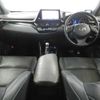 toyota c-hr 2018 quick_quick_DAA-ZYX10_ZYX10-2144033 image 3