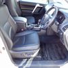 toyota land-cruiser-prado 2022 25520712 image 17