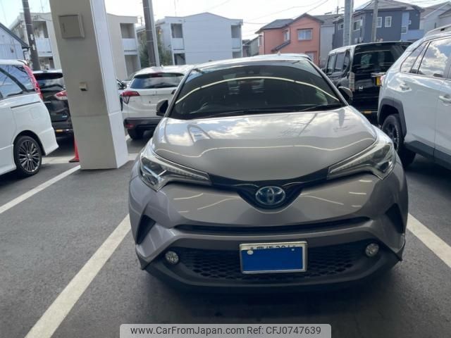 toyota c-hr 2017 -TOYOTA--C-HR DAA-ZYX10--ZYX10-2044433---TOYOTA--C-HR DAA-ZYX10--ZYX10-2044433- image 1