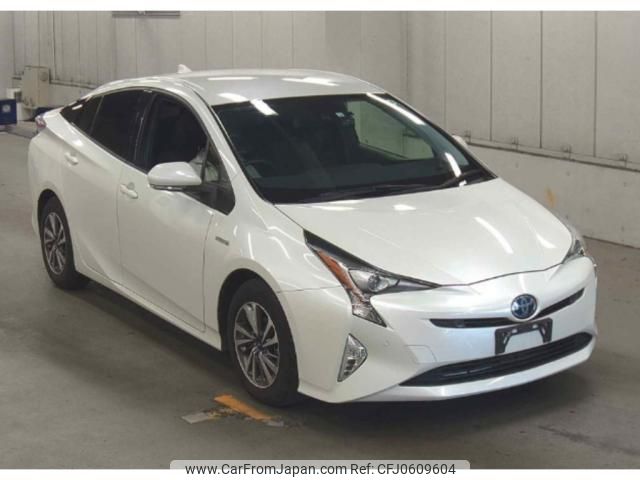 toyota prius 2018 quick_quick_DAA-ZVW50_ZVW50-6118840 image 1