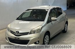 toyota vitz 2013 -TOYOTA--Vitz NSP130-2143518---TOYOTA--Vitz NSP130-2143518-