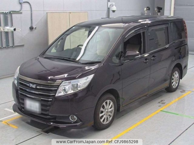 toyota noah 2014 -TOYOTA 【春日井 500ち4000】--Noah ZRR80G-0087747---TOYOTA 【春日井 500ち4000】--Noah ZRR80G-0087747- image 1