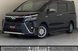 toyota voxy 2018 quick_quick_ZWR80W_ZWR80-0360927