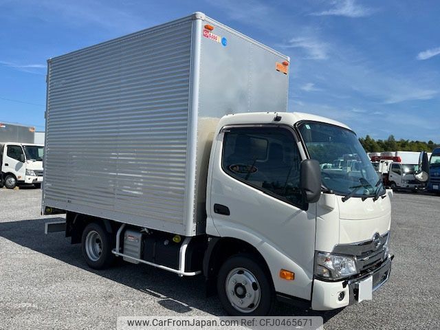 hino dutro 2024 -HINO--Hino Dutoro 2KG-XZU605M--XZU605-0043985---HINO--Hino Dutoro 2KG-XZU605M--XZU605-0043985- image 1