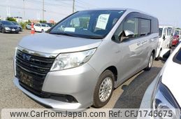 toyota noah 2016 CFJ1745675