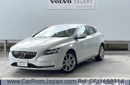volvo v40 2017 CFJ1698914