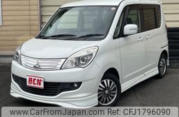 mitsubishi delica-d2 2012 CFJ1796090
