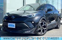 toyota c-hr 2022 quick_quick_6AA-ZYX11_ZYX11-2050558