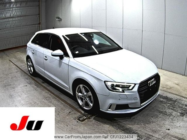 audi a3 2020 -AUDI--Audi A3 8VCXS-WAUZZZ8V4LA024198---AUDI--Audi A3 8VCXS-WAUZZZ8V4LA024198- image 1