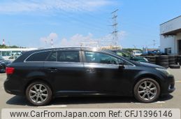 toyota avensis 2012 CFJ1396146