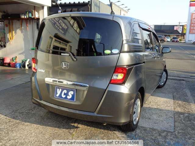 honda freed-spike 2011 CFJ1656568 image 2