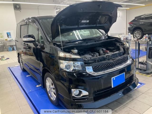 toyota voxy 2010 CFJ1601184 image 2